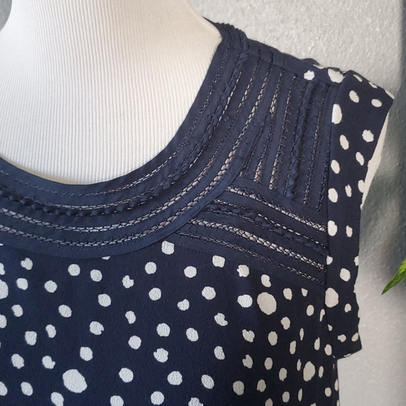 Anthropologie polka dot exposed buttons blouse - Picture 5 of 13